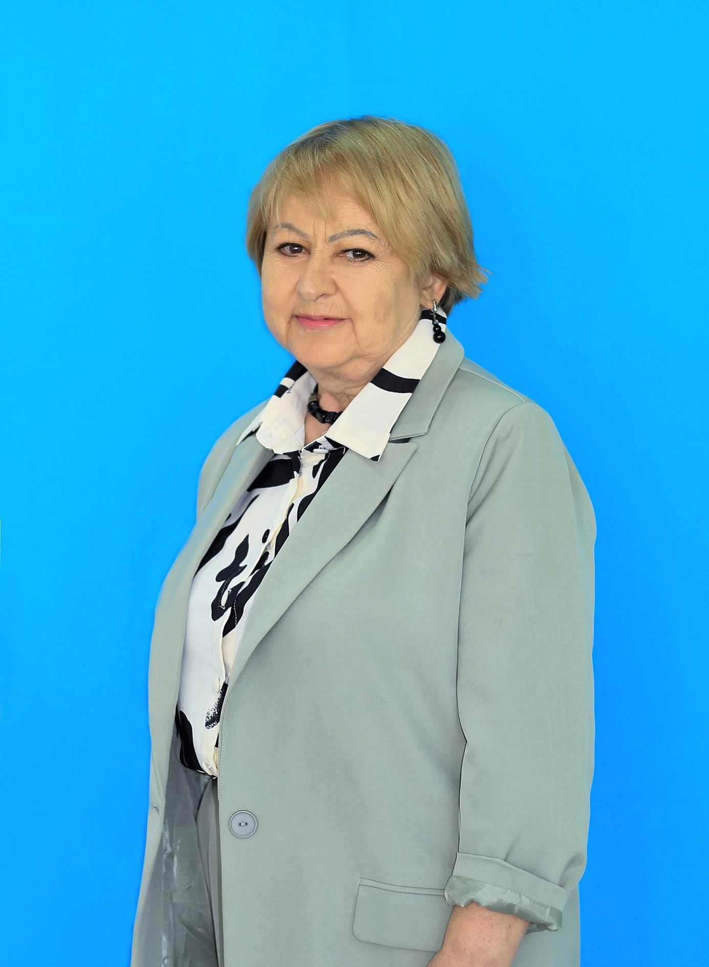 Азарова Елена Вячеславовна.